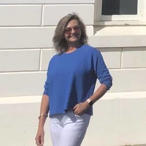 Meet your Posher, Petrina